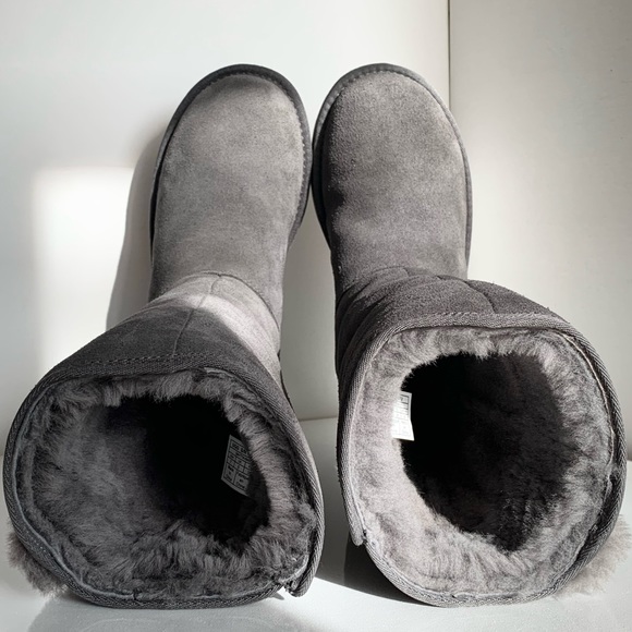 UGG Leather Boots - Picture 10 of 16